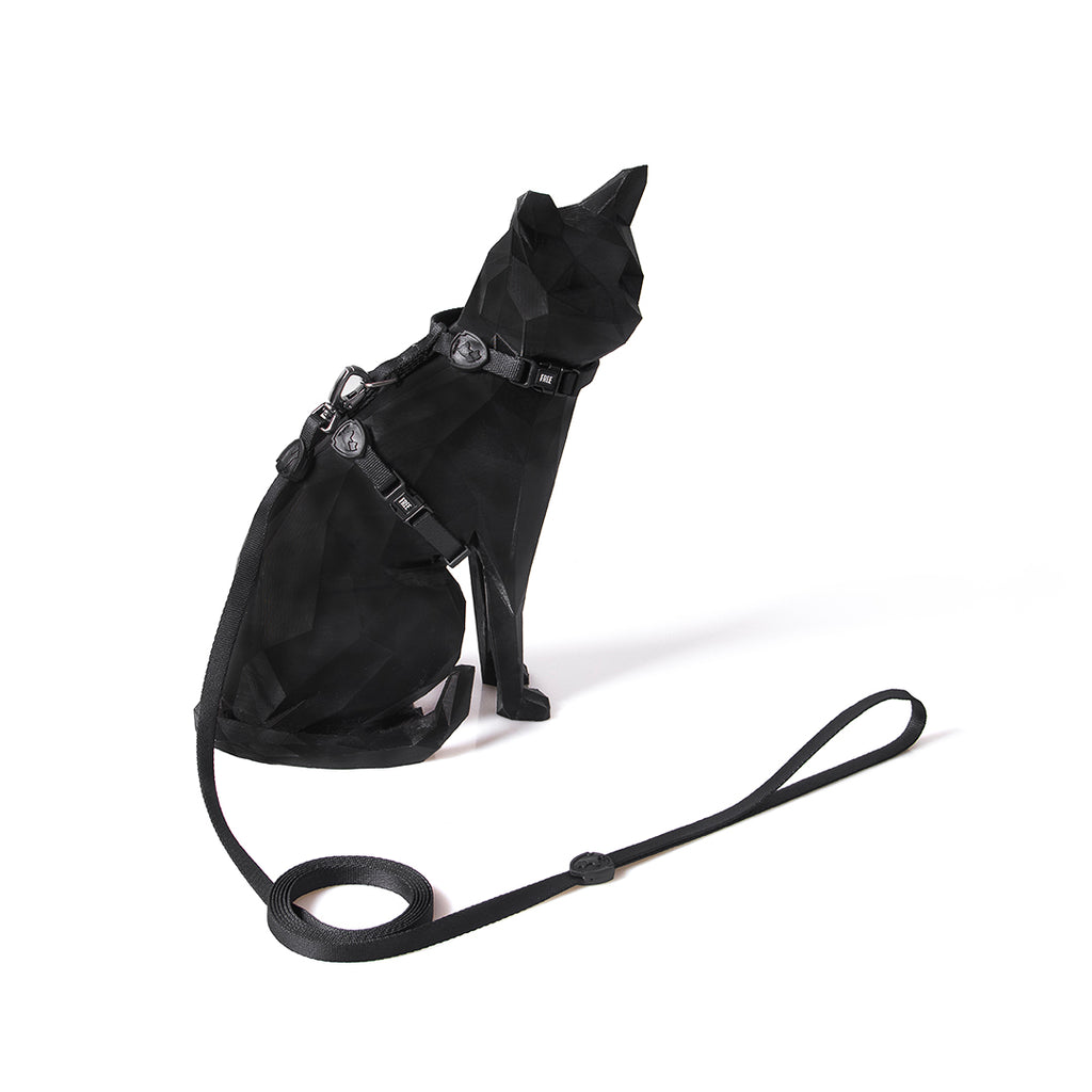 FreeFaro Harness with Leash for Cats — Darkest Collection